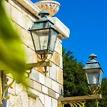 Senecio Villa